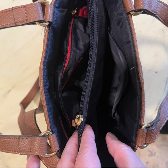 Tommy Hilfiger Women’s Quilted Style Brown Tote Bag Purse - Picture 9 of 12